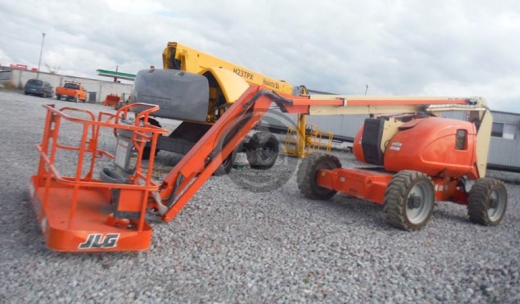 Elevadores de Personal JLG 600AJ