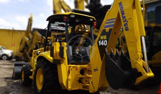 KOMATSU WB140-2N